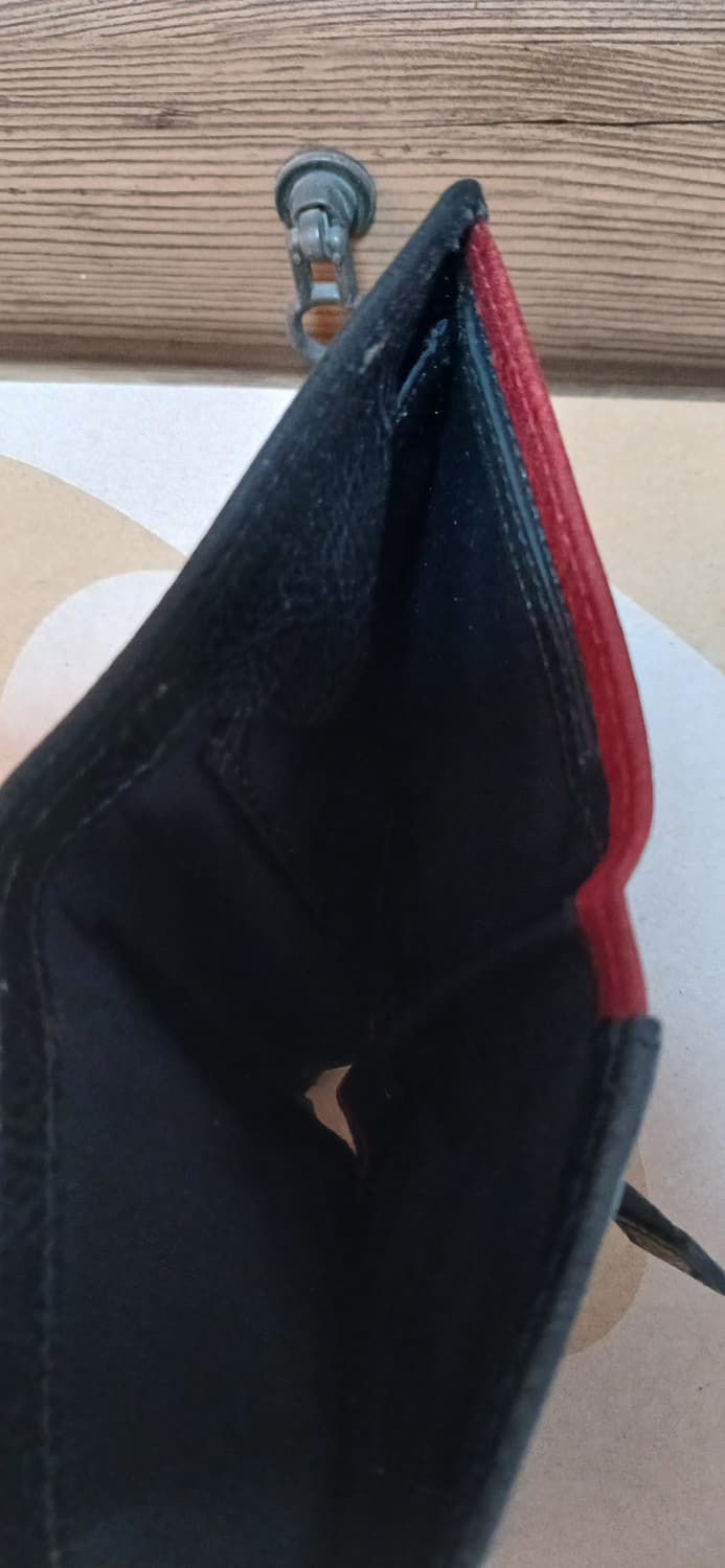 비비안 웨스트우드 블랙 앤 레드 스몰 반지갑  상품이미지6