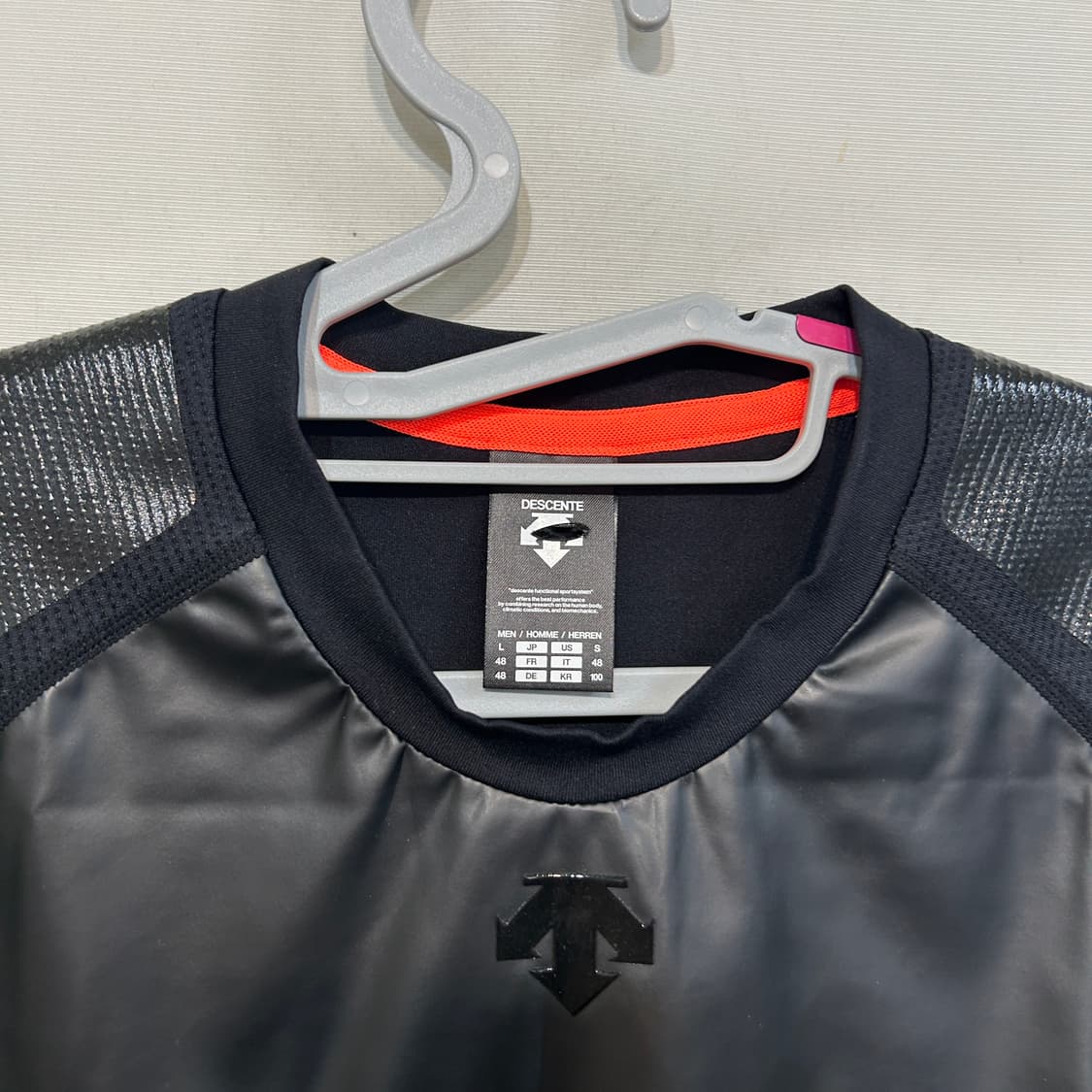 데상트 남성 티셔츠 100 상품이미지2