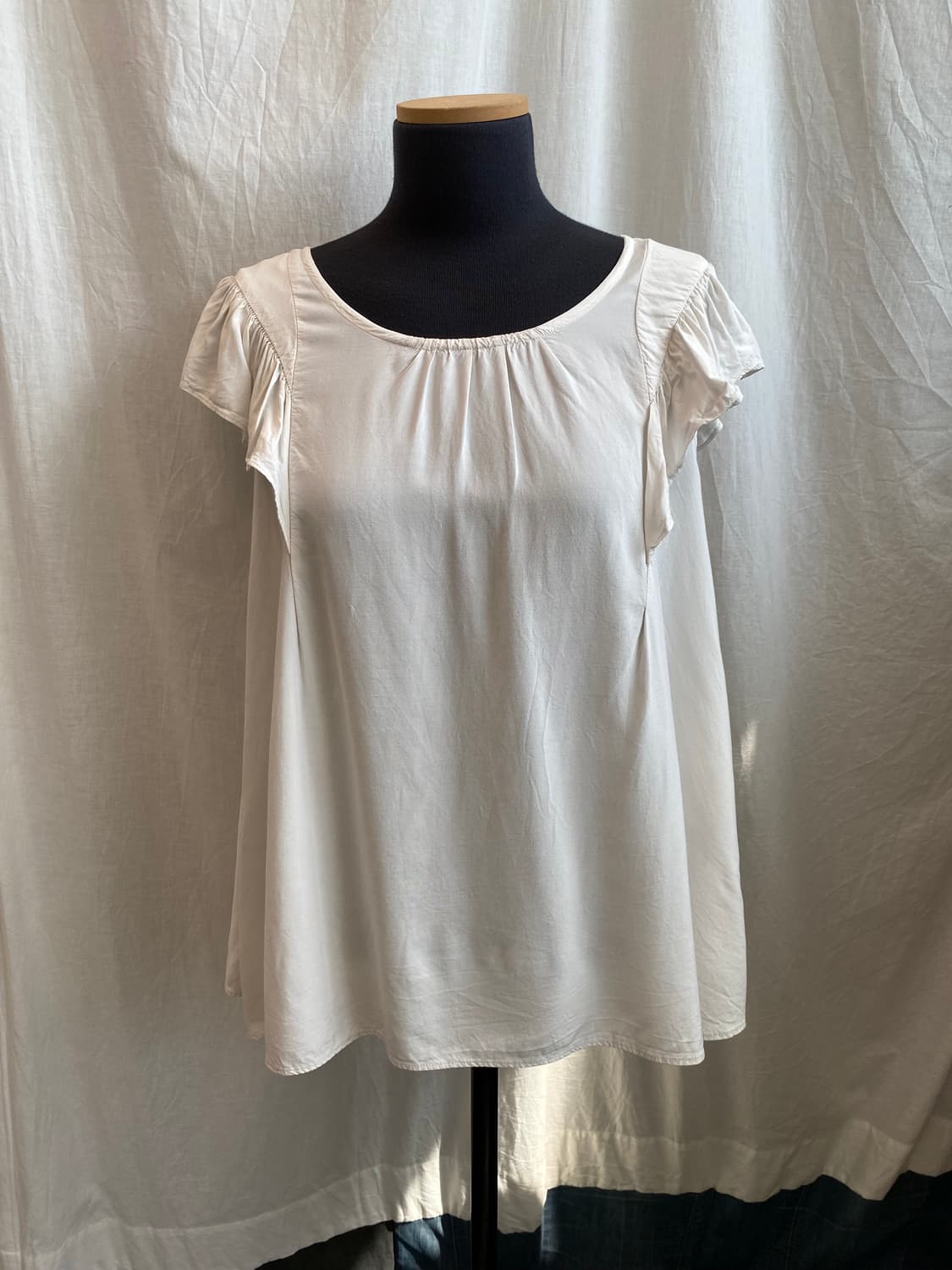 EARTH MUSIC&ECOLOGY 화이트그레이 민소매블라우스(F) 상품이미지4