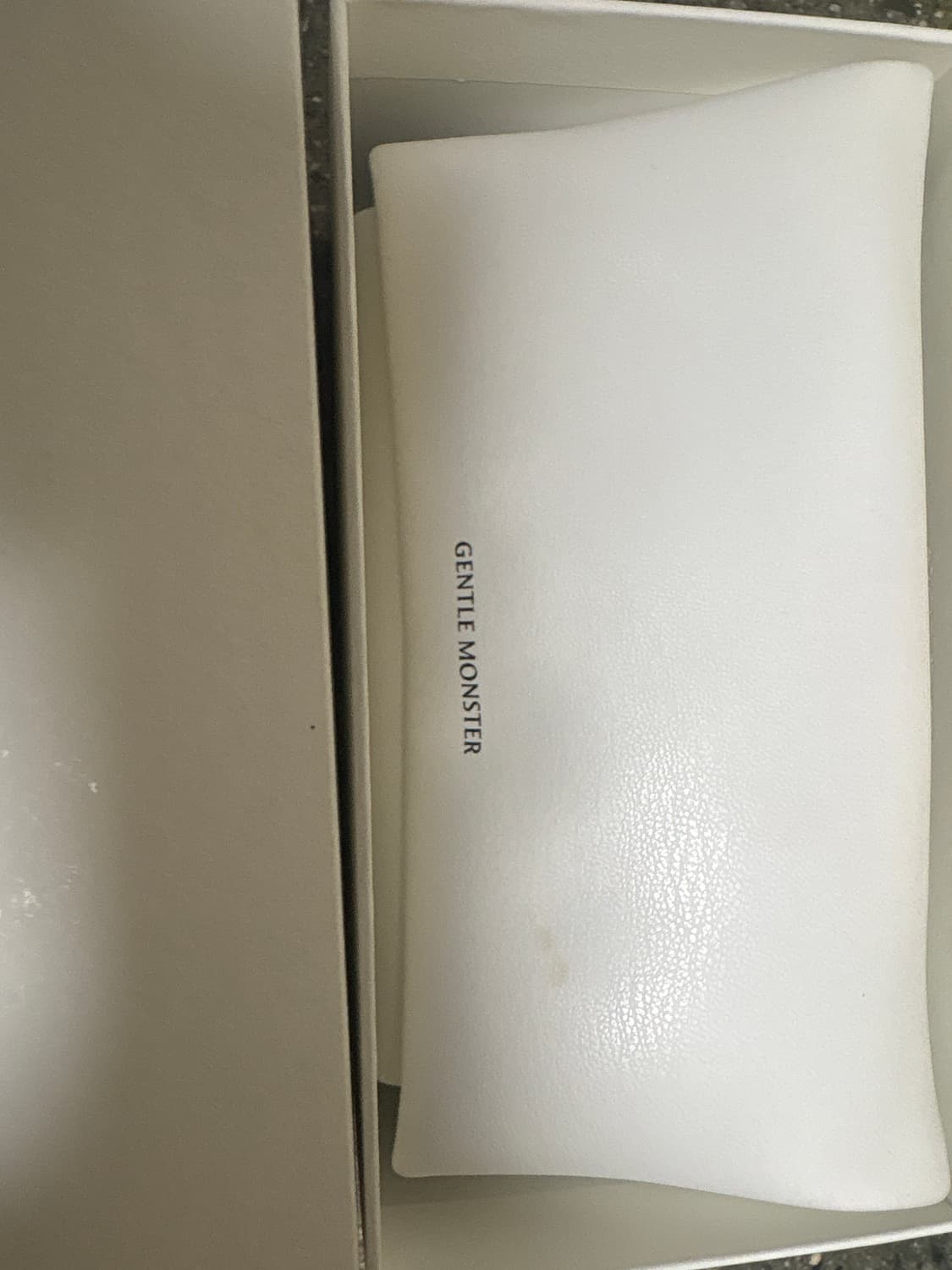 젠틀몬스터 줄라이 상품이미지3