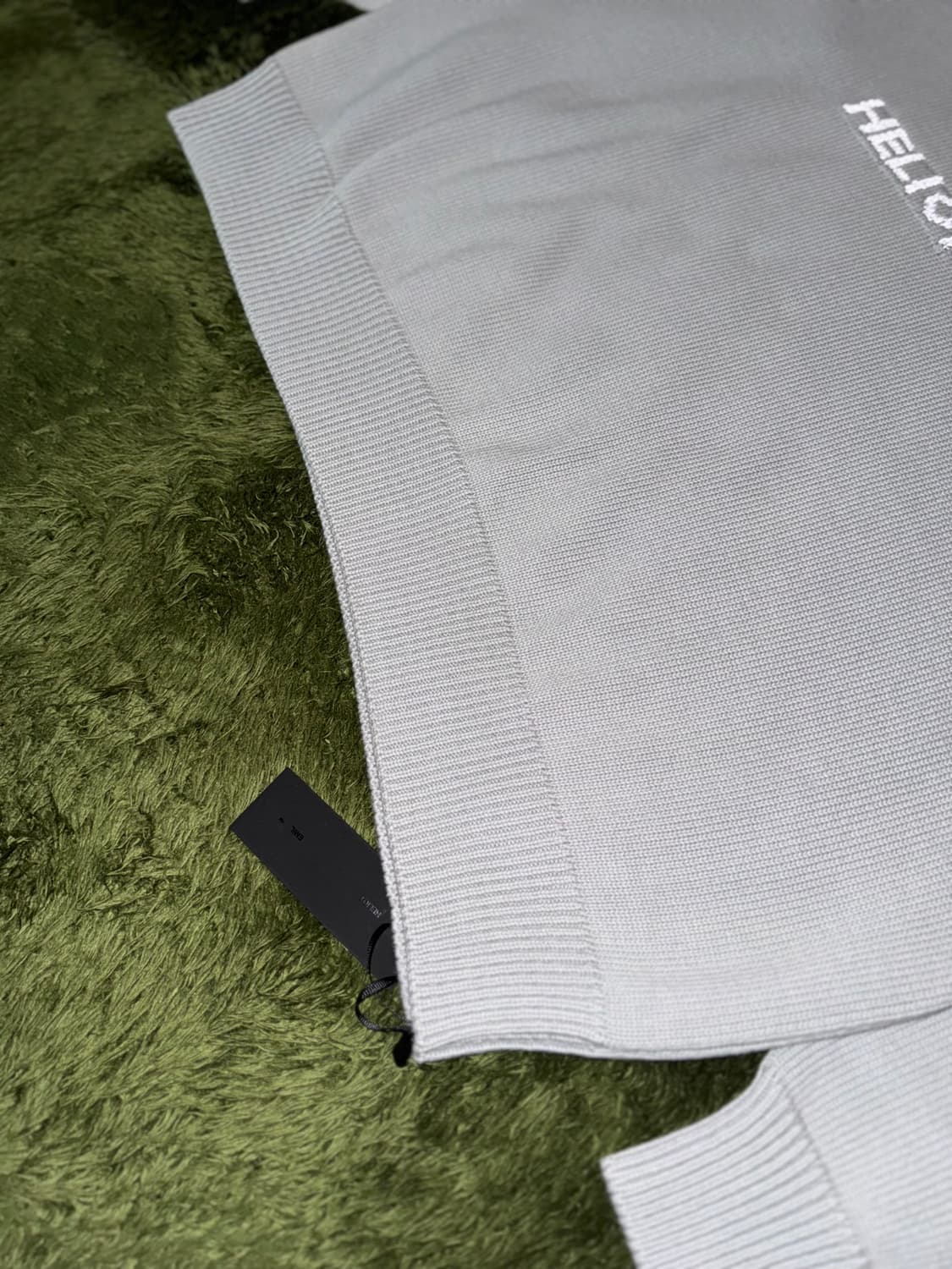 [48] heliot emil 엘리엇 에밀 리플렉티브 로고 크루넥 니트 상품이미지7