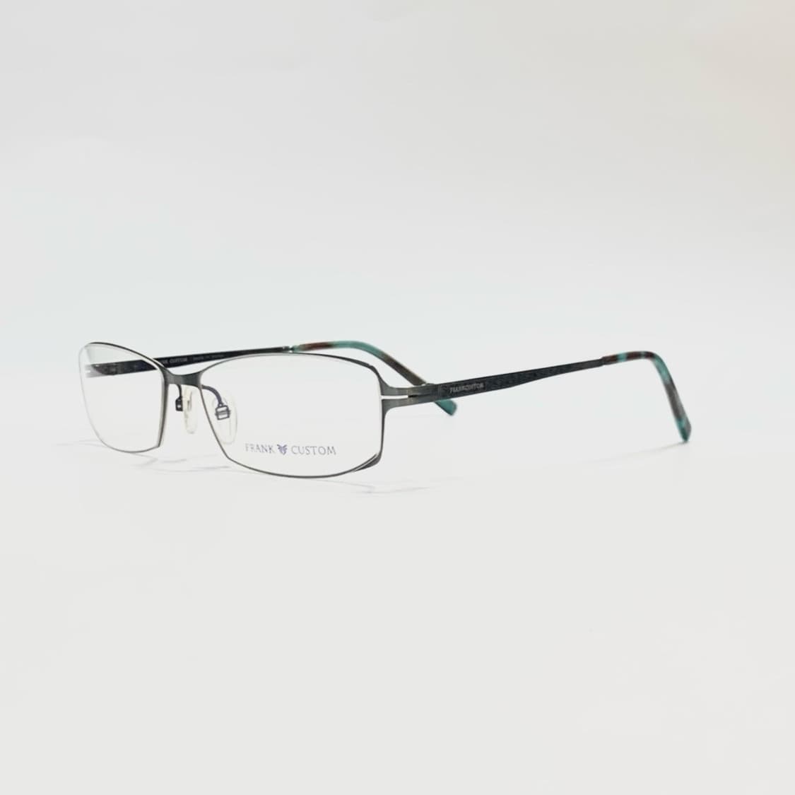 [픽키-672] 초경량 실버 사각 반무테 안경 메탈 프레임 마블팁 상품이미지1