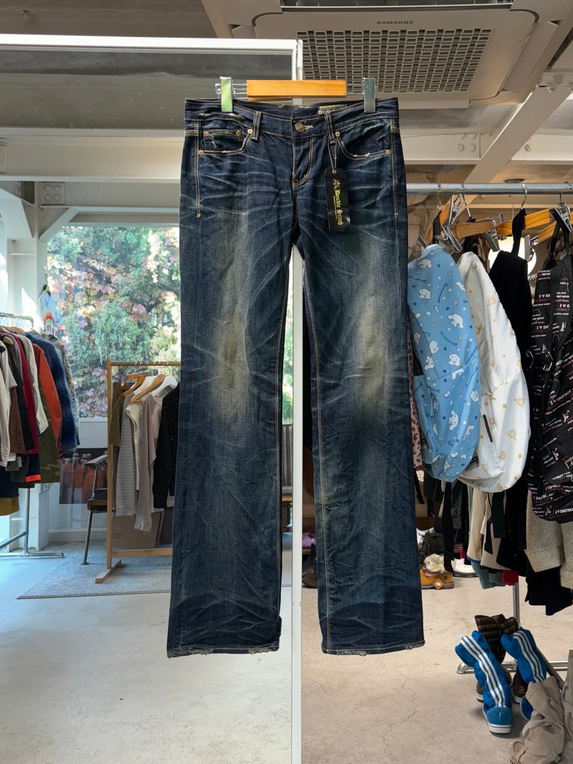 더블 스티치 로우라이즈 진 상품이미지1