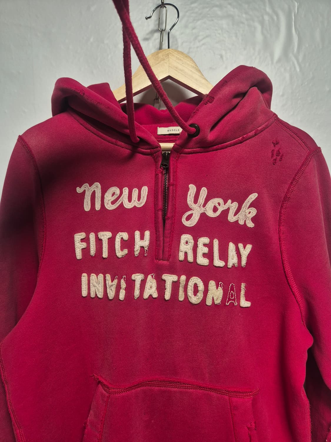 아베크롬비 Y2K 올드스쿨 레드 반집업 후드티 L사이즈(상태A급) 상품이미지2