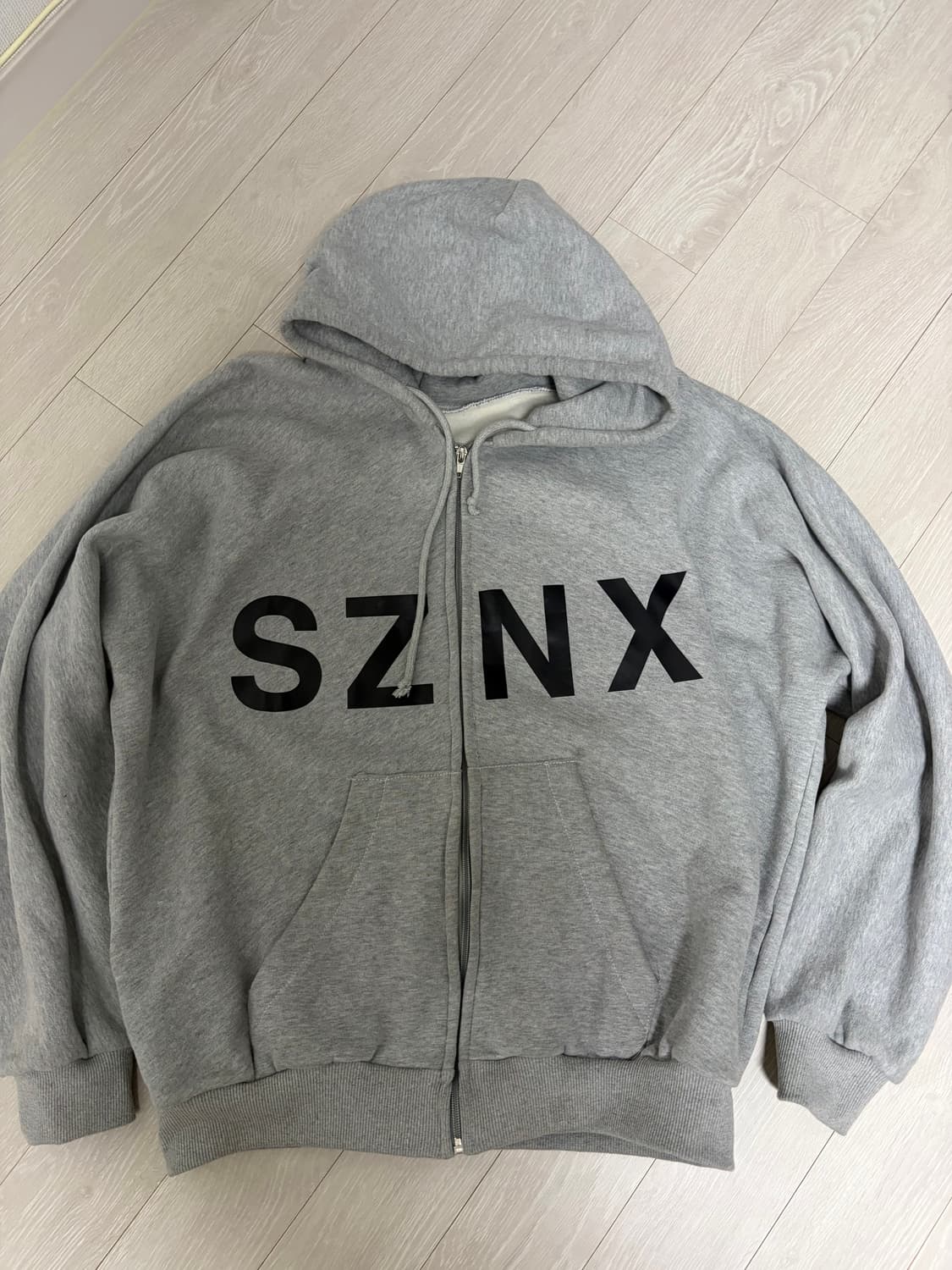 YEEZY이지 HD-10 그레이 - 1사이즈 상품이미지1