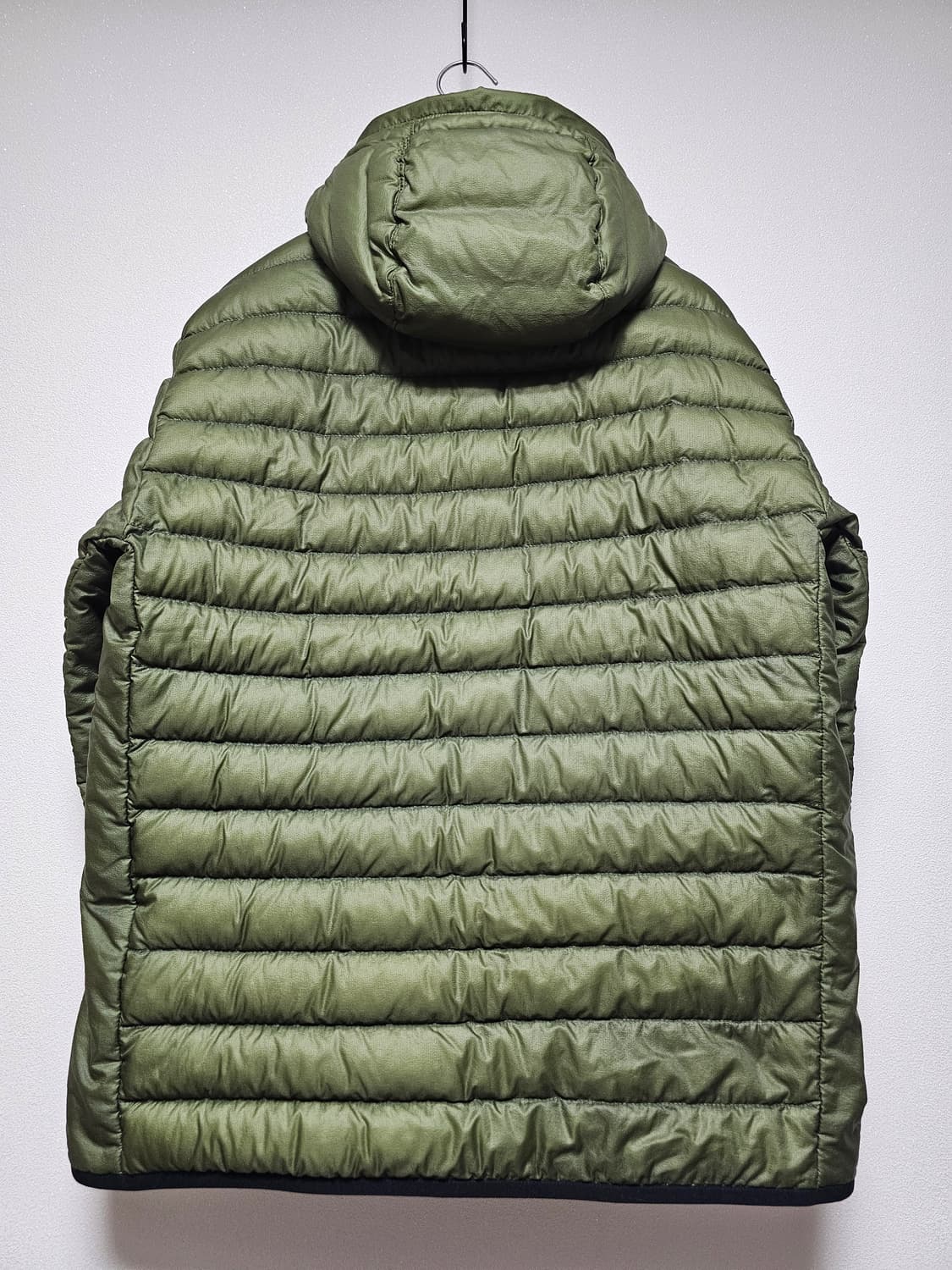 스톤아일랜드 바이오 립스탁 나일론 후드 경량 패딩 상품이미지2