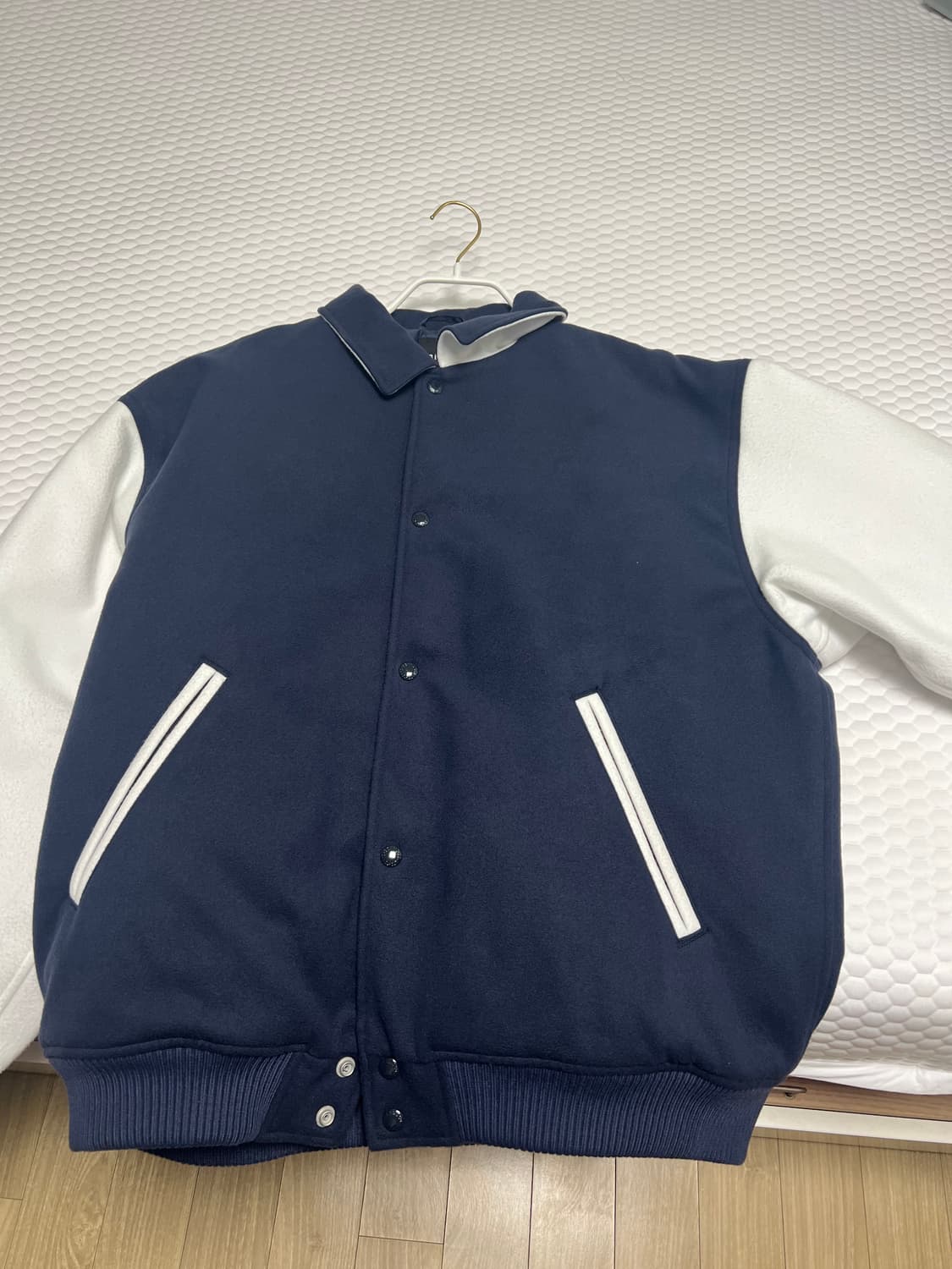 빔즈 바시티 자켓 상품이미지1