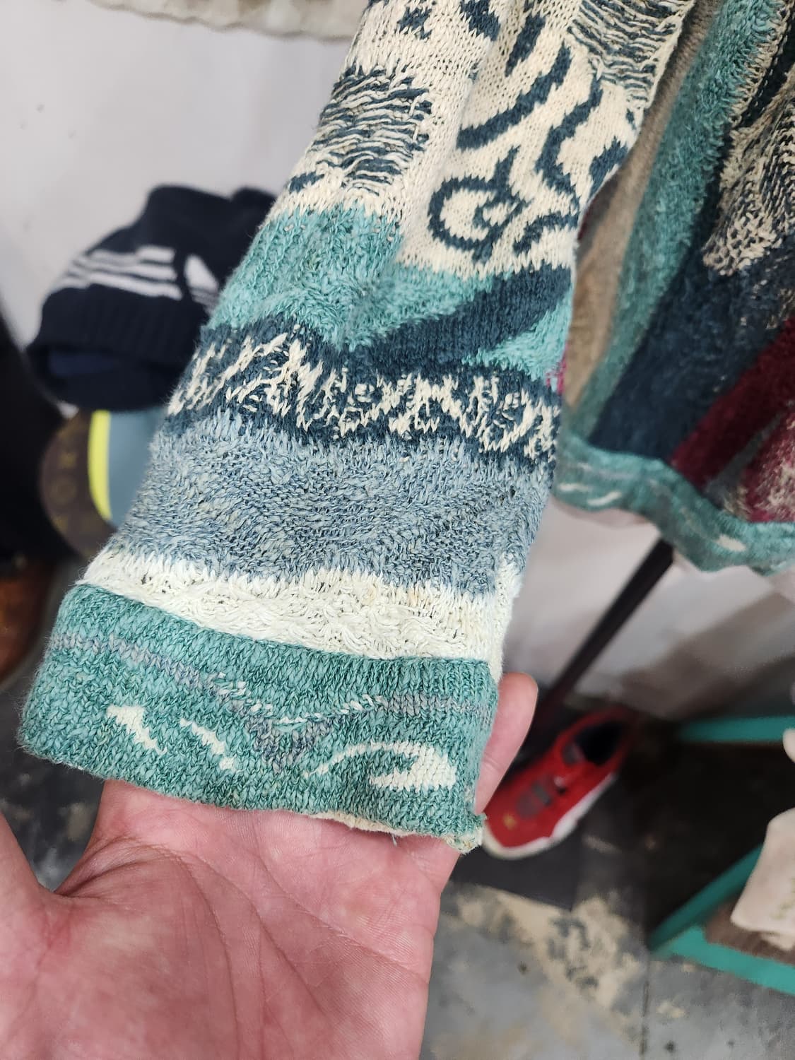 쿠지 클래식 버튼 풀집업 케이블니트
​
Coogi 상품이미지3