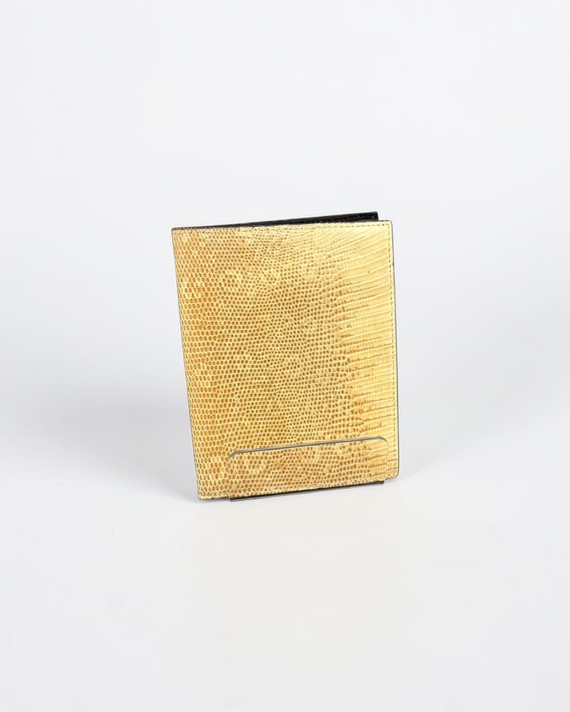 Prada Lizard Leather Wallet 상품이미지1