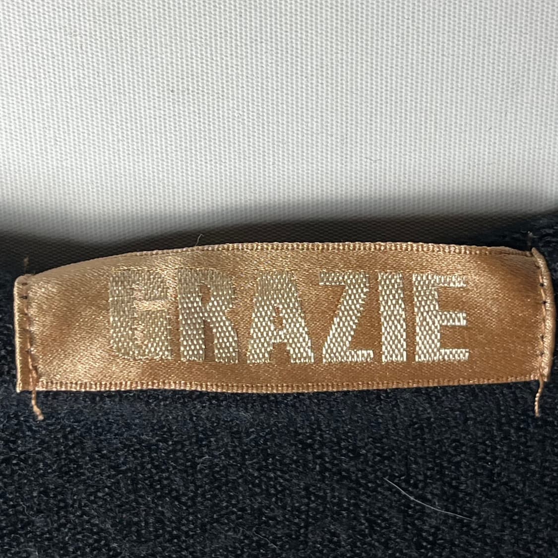 [GRAZIE] 그라지에 레터링 프린팅 후드 롱슬리브 상품이미지5