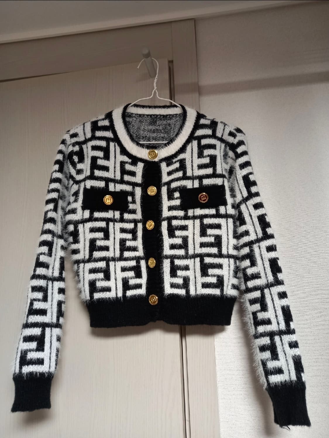 펜디로고 앙고라 가디건 상품이미지2