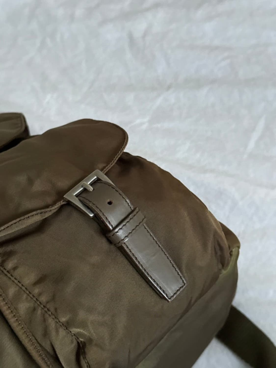 프라다 백팩 카키 상품이미지7