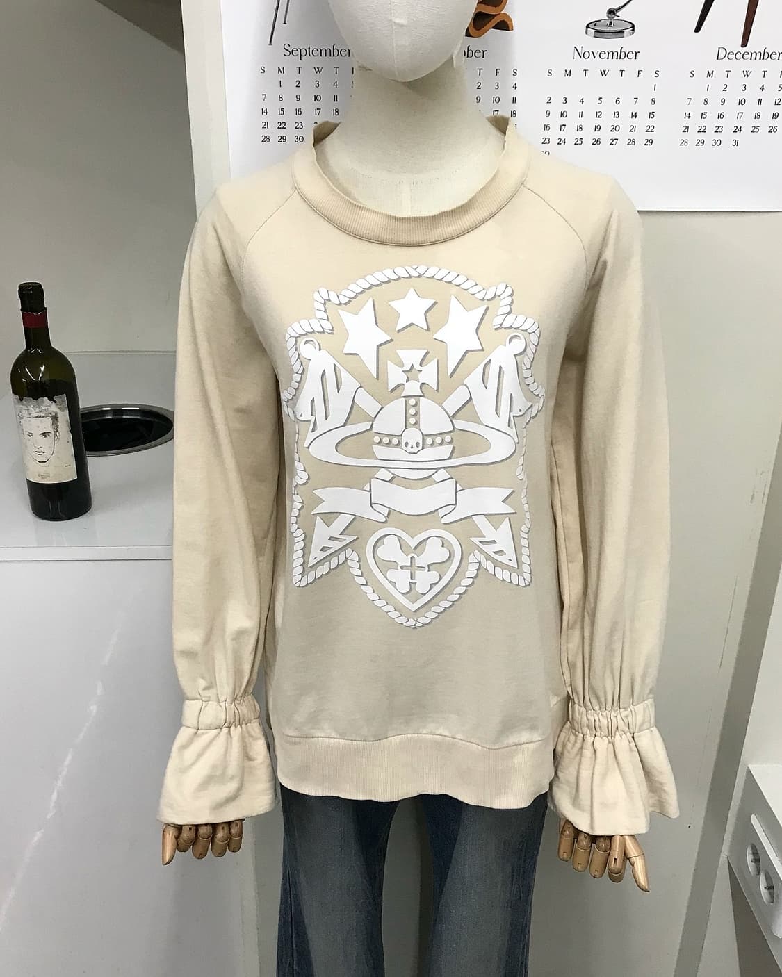 비비안웨스트우드 빅로고 프린팅 맨투맨 상품이미지5