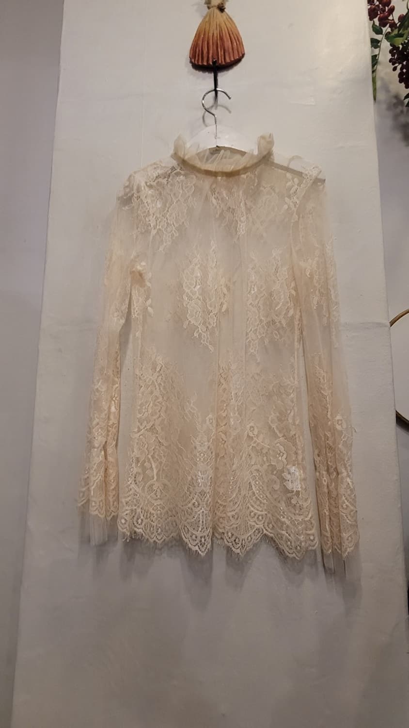 어반리서치 펀칭자수 원피스. 레이스 블라우스 상품이미지7