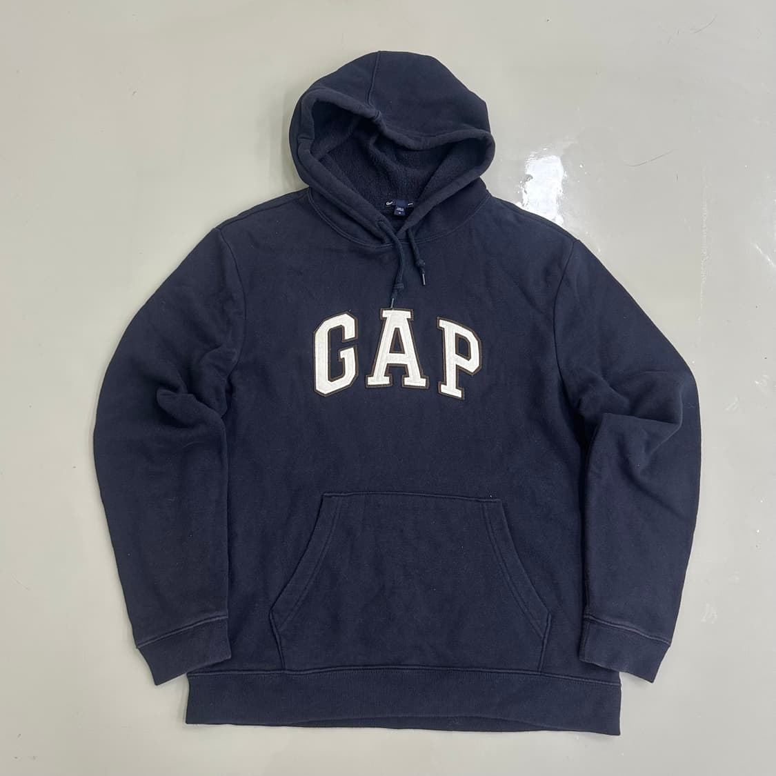GAP 패치 센터로고 후드티 상품이미지1