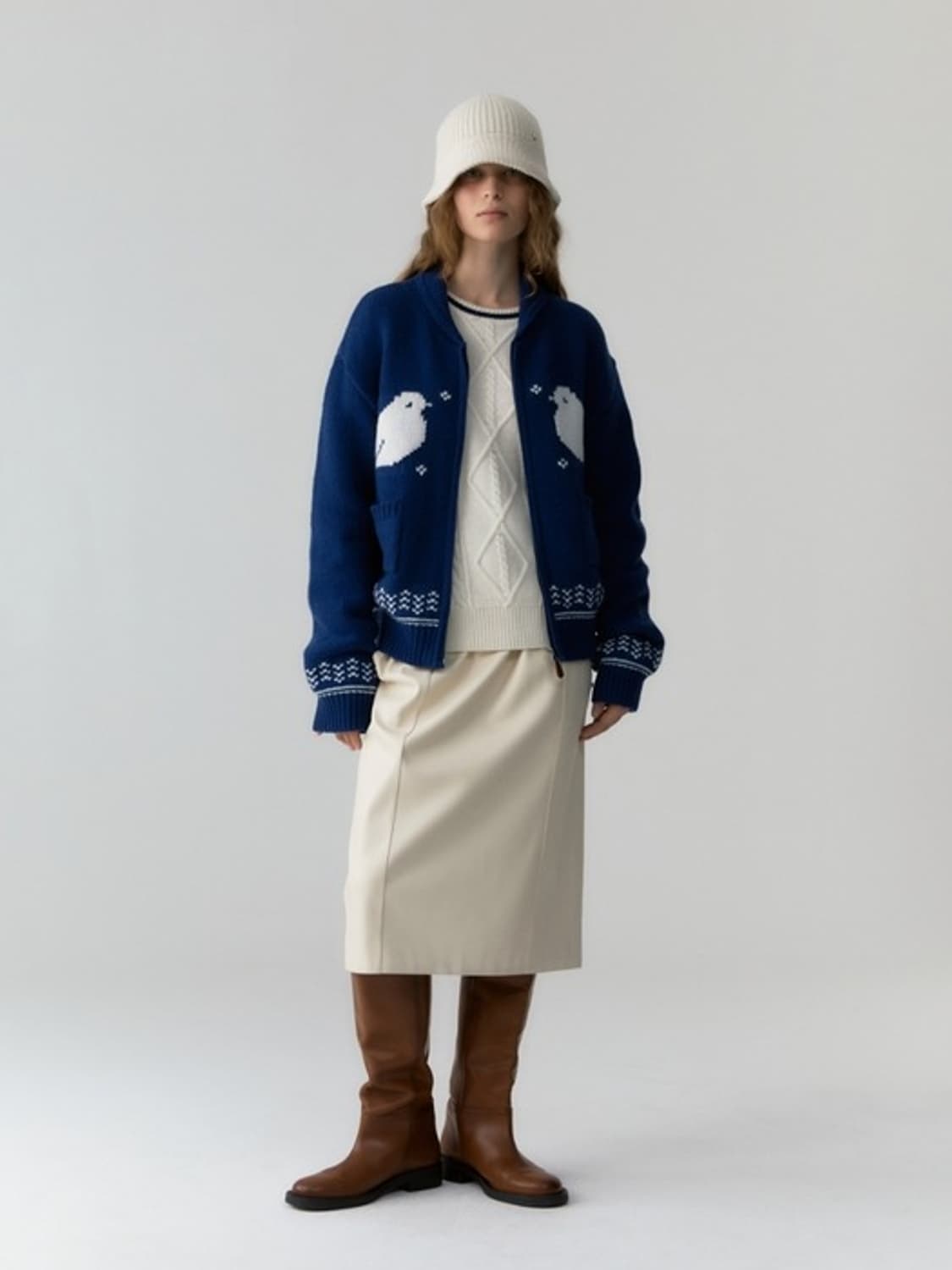 (카리나 착용)드파운드 자카드 헤비 니트 집업 자켓 상품이미지3