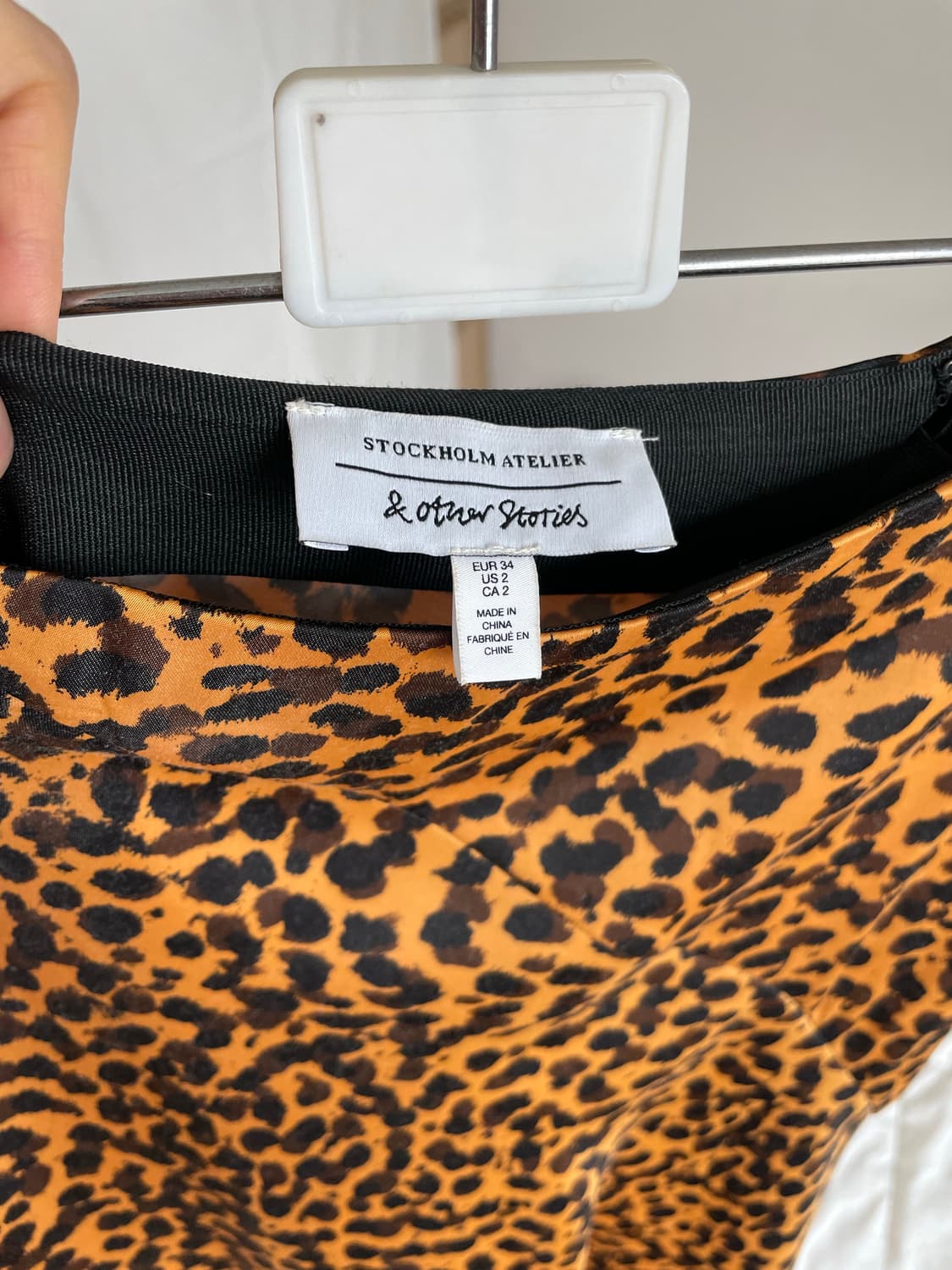 앤아더스토리즈 레오파드 미디 스커트 (34size) 상품이미지2