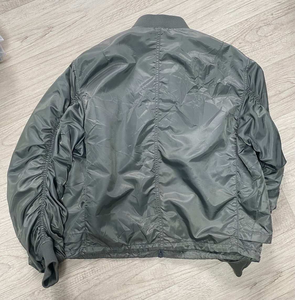 [s] 언어펙티드 21ss 레이어드 ma-1 마원 세이지 그린 상품이미지2