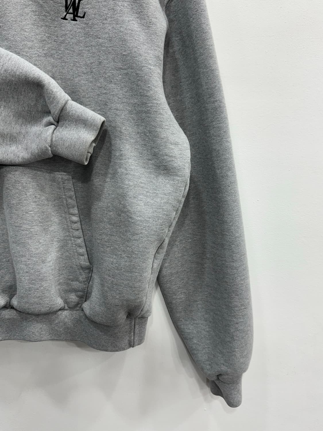 우알롱 후드티 상품이미지3