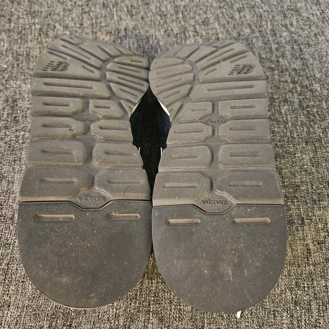 뉴발란스 M990NV1 네이비 상품이미지7