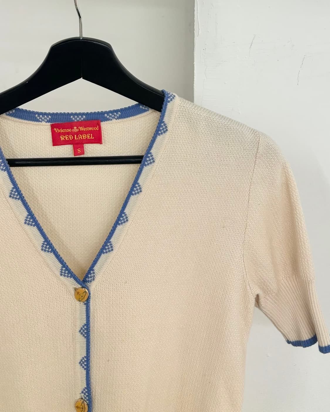 비비안 웨스트우드 레드라벨 아이보리 하프 가디건  상품이미지4