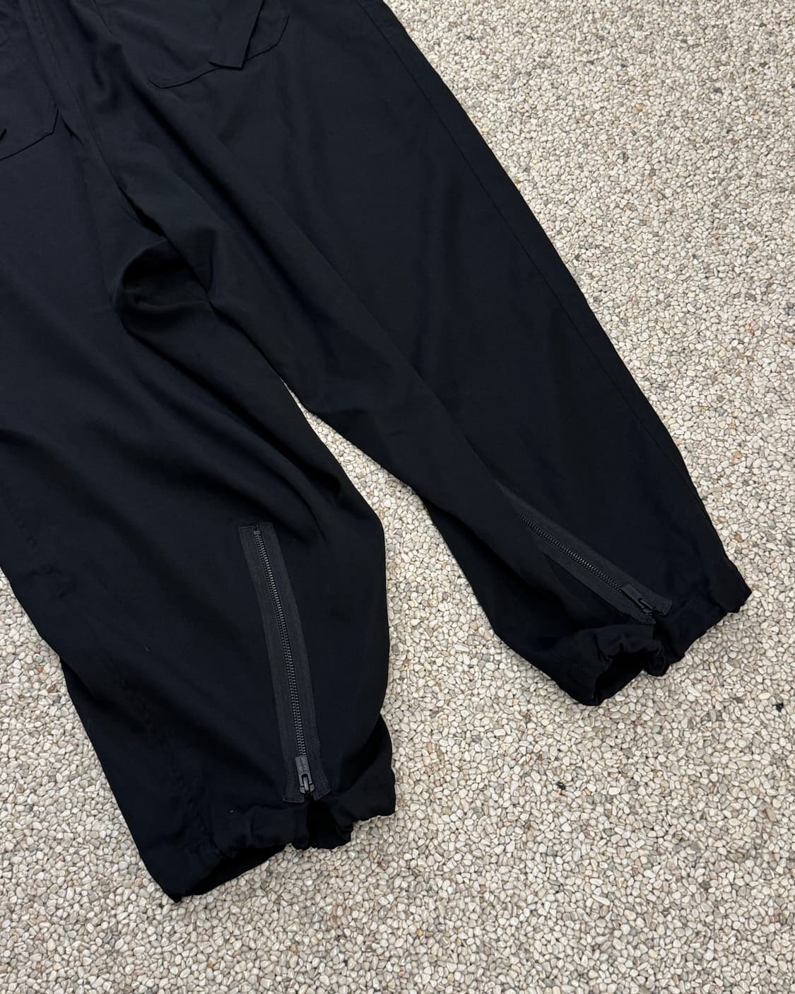 요지 야마모토 뿌르 옴므 20시즌 컬렉션 서스펜더 오버롤 팬츠 상품이미지5