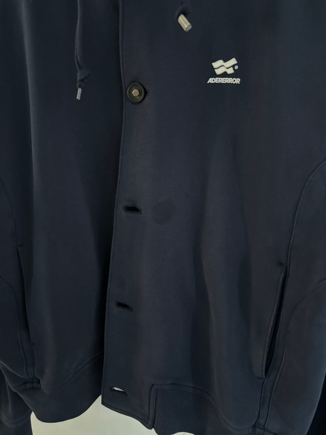 ADERERROR 아더에러 테이텀 로고 점퍼 네이비 자켓 상품이미지8