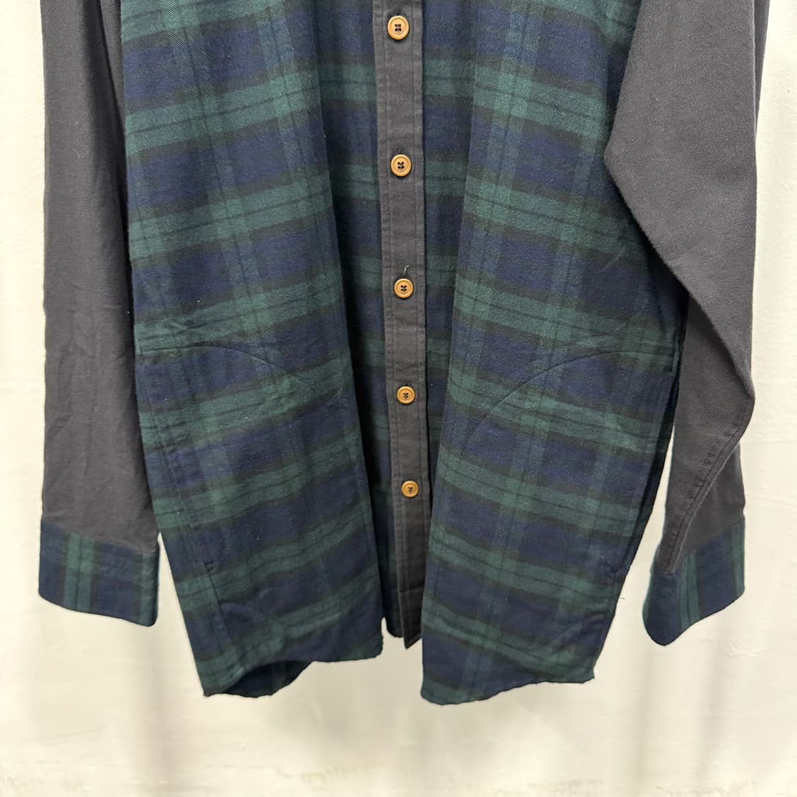 비비안웨스트우드 디테일드 체크 플란넬 포켓 빅 클래식 셔츠  상품이미지3