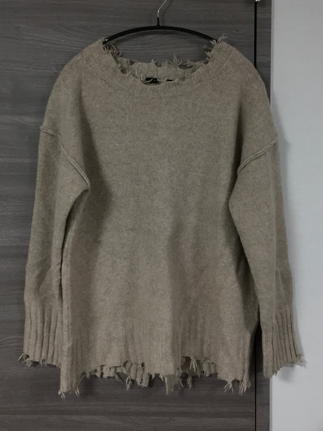 빈티지 데미지 베이지 니트 상품이미지1