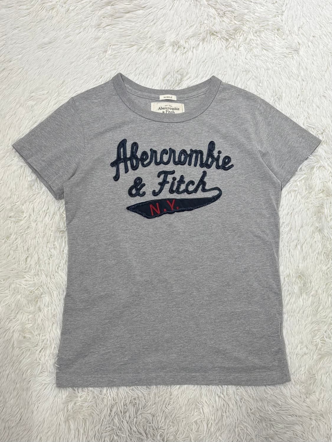 아베크롬비 그레이 빅로고 반팔 상품이미지3