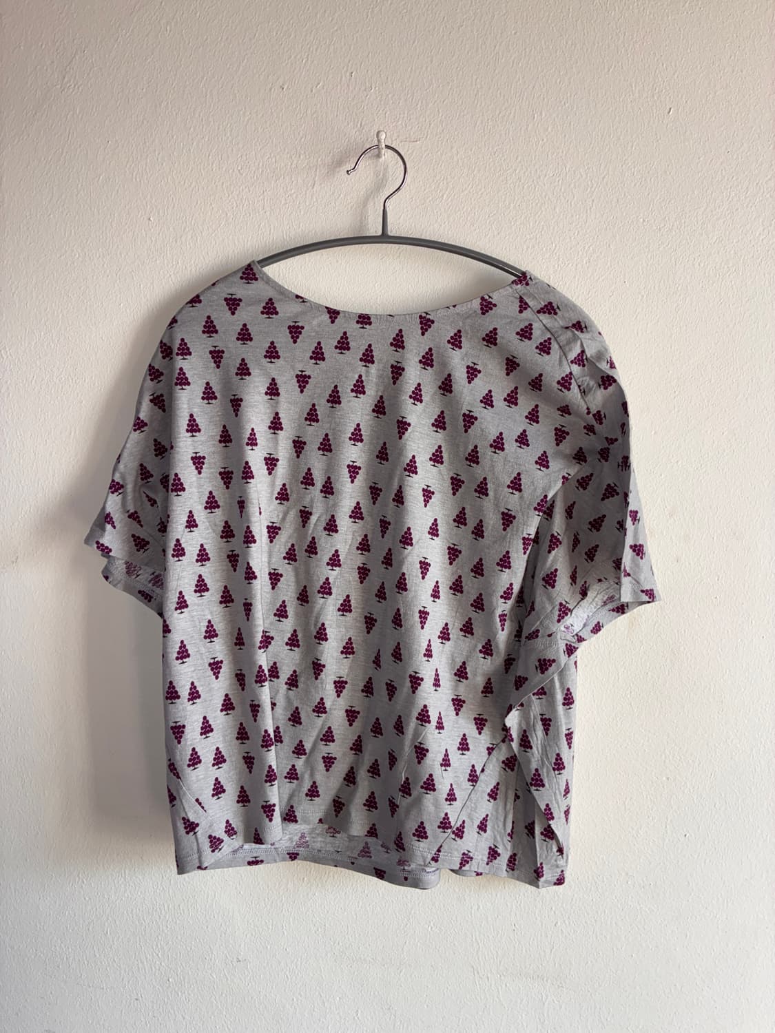 Grape Pattern T-shirt 상품이미지1