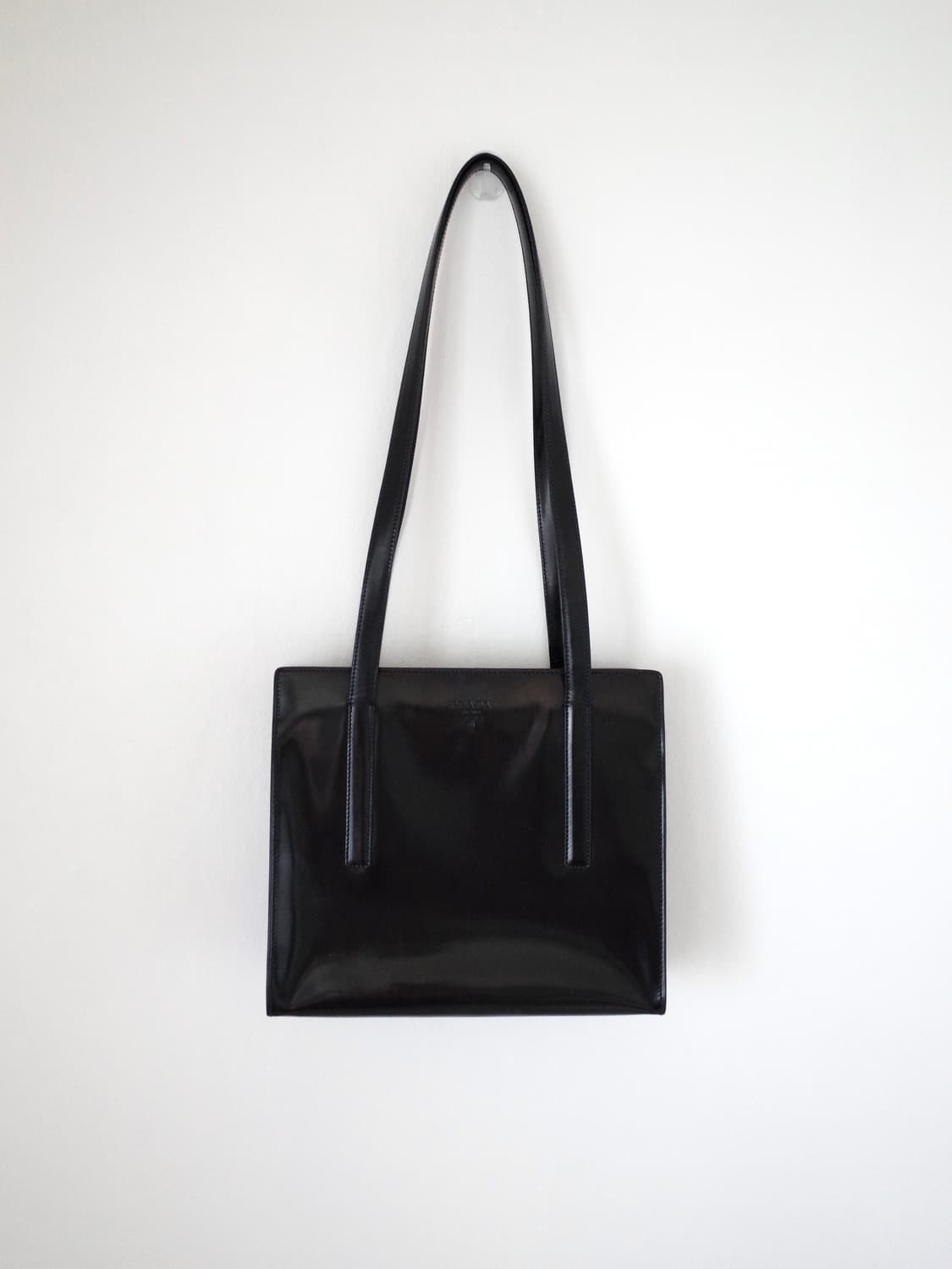 90s Prada 글로스 레더 숄더 토트백 상품이미지1
