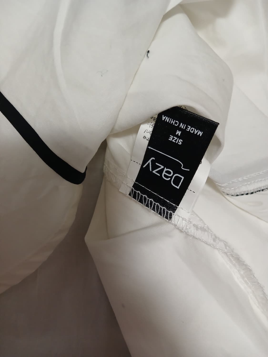 Dazy 화이트 셔츠 상품이미지2