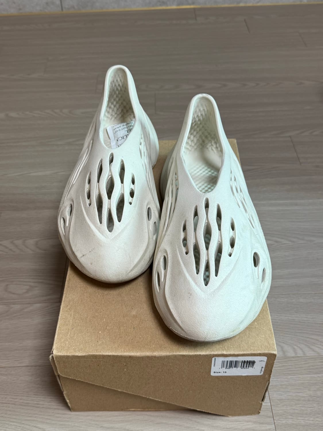 Yeezy Foam Runner Sand 이지 폼러너 샌드 상품이미지6