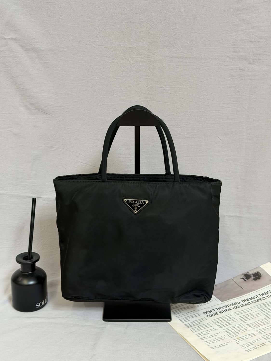 프라다 나일론 포코노 토트백 상품이미지1
