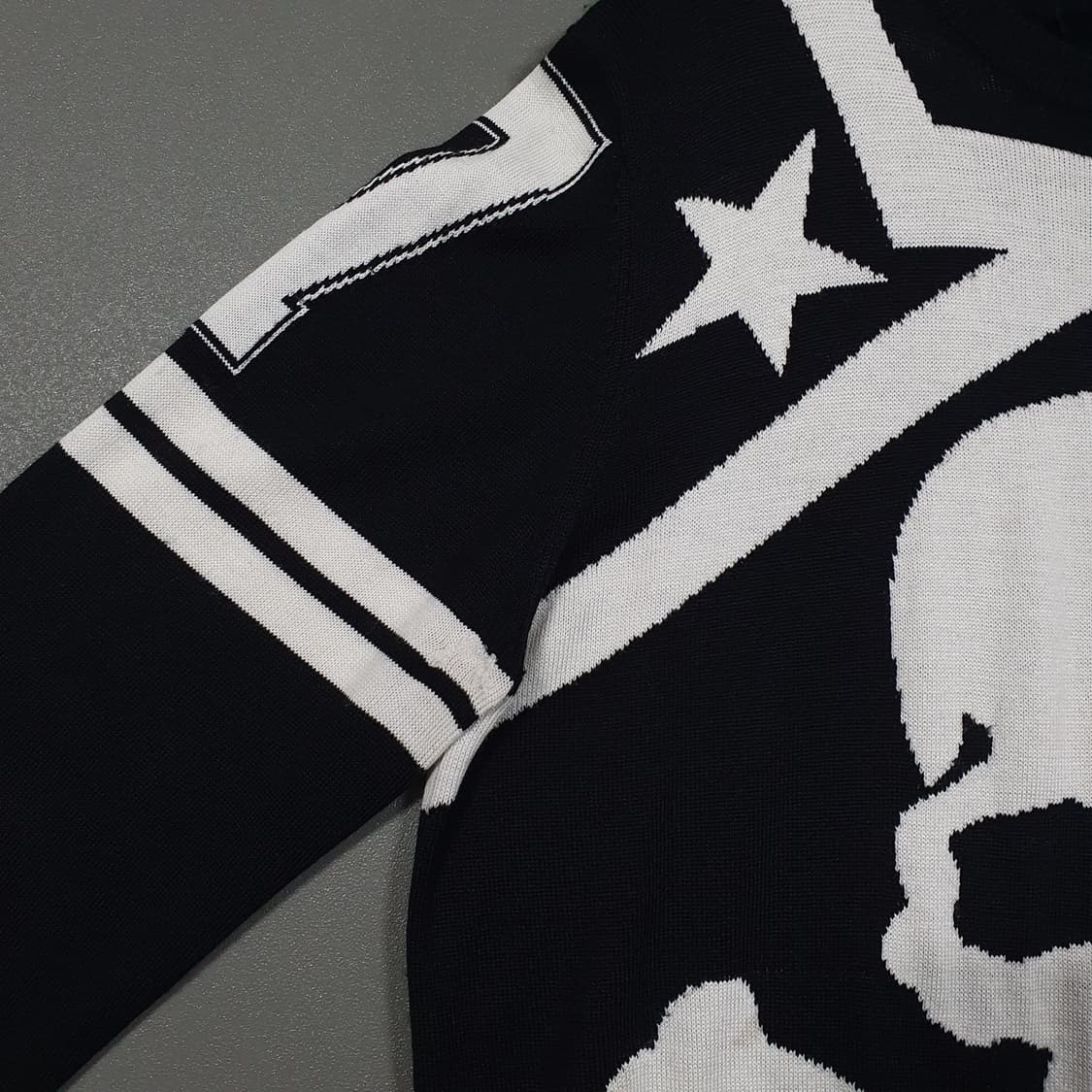 실측 L) 필립플레인 스컬 해골 배드보이 백로고 메리노울 모 니트 스웨터 상품이미지5