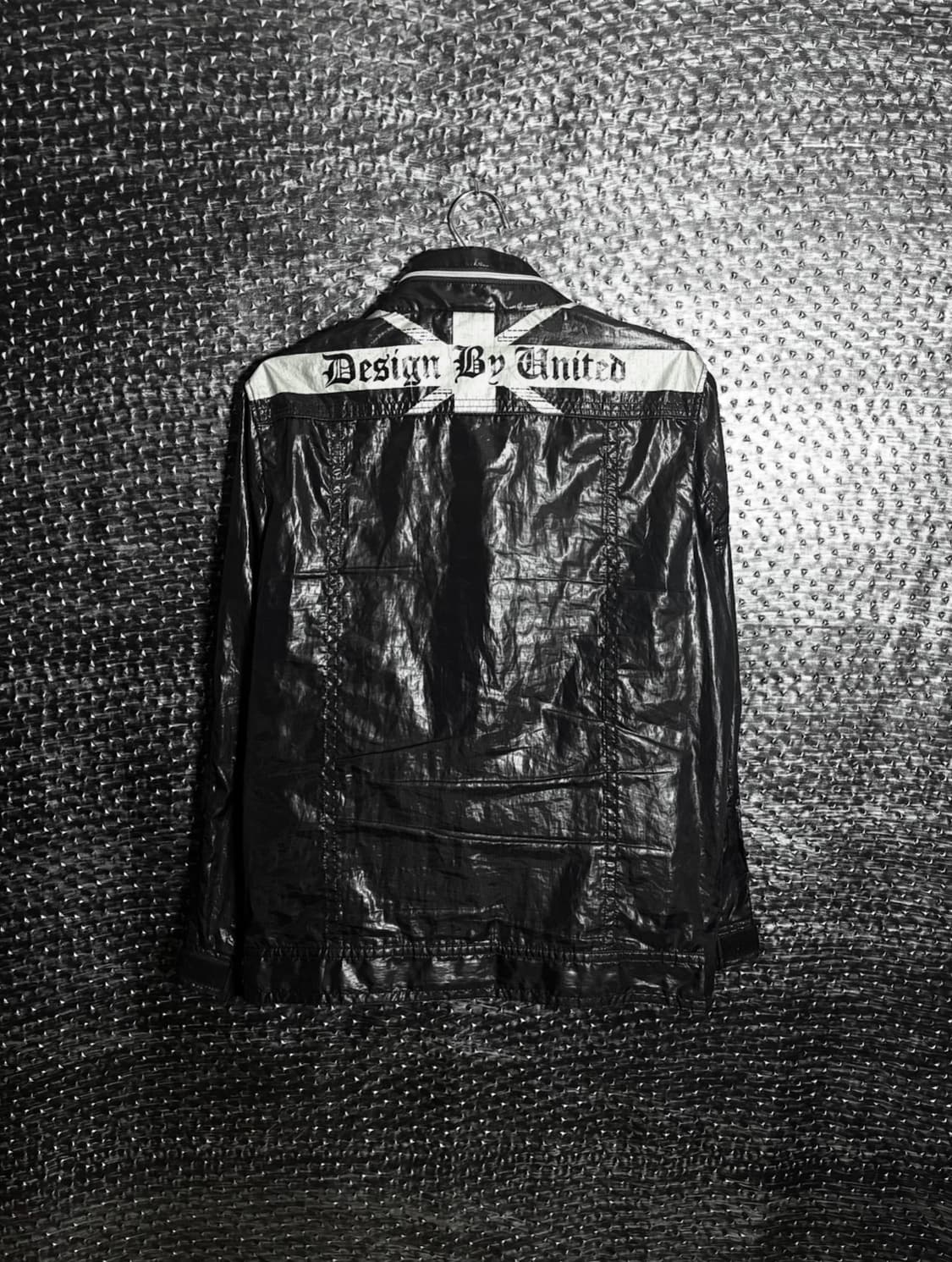 디자인 유나이티드 바람막이 상품이미지1