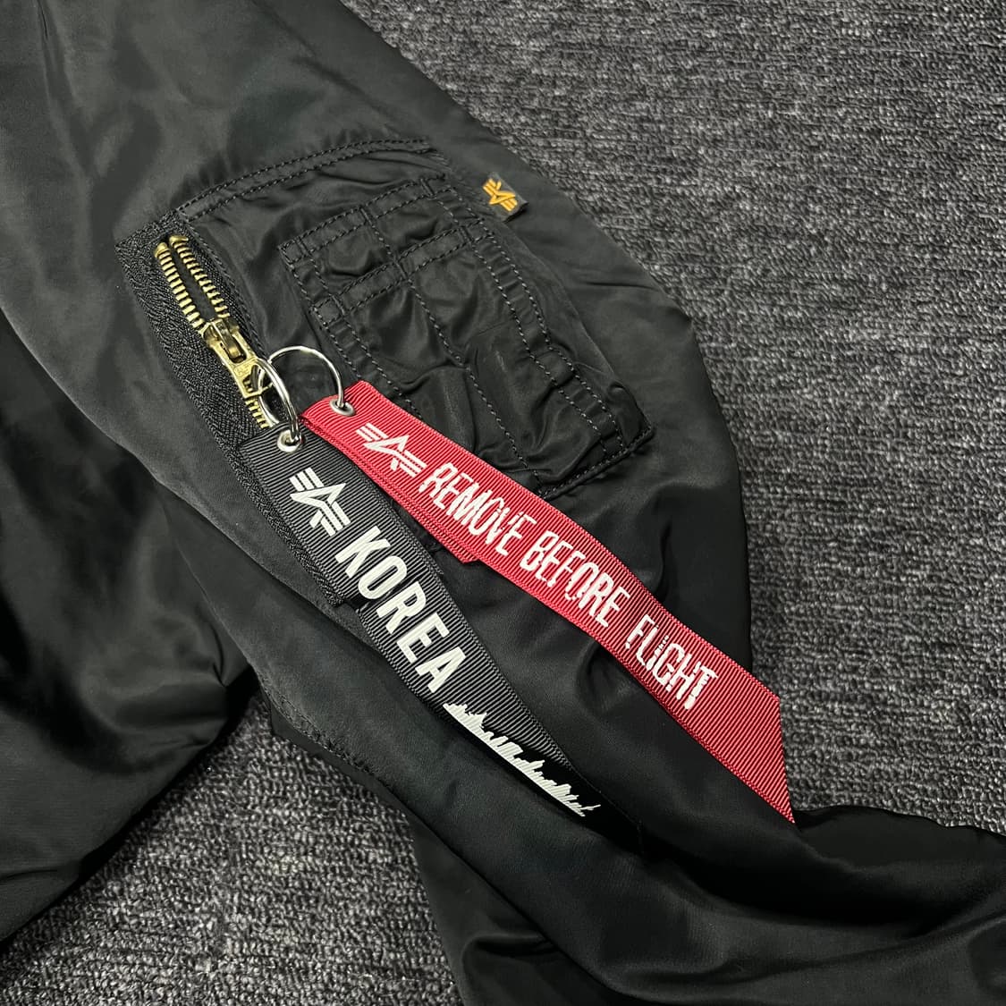 알파인더스트리 x 디네댓 콜라보 리버시블 ma-1  상품이미지9