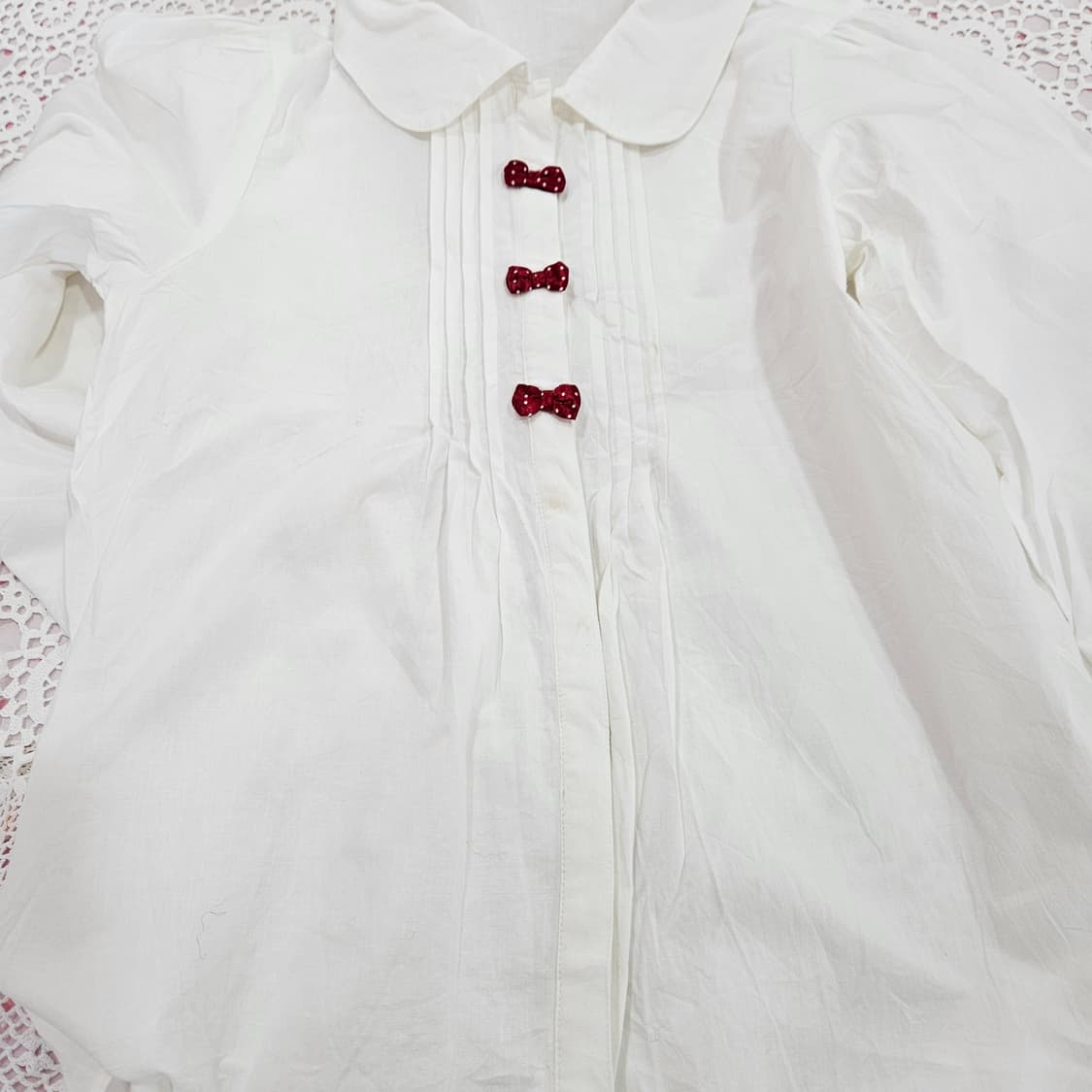 화이트 핀턱 리본 블라우스 상품이미지5