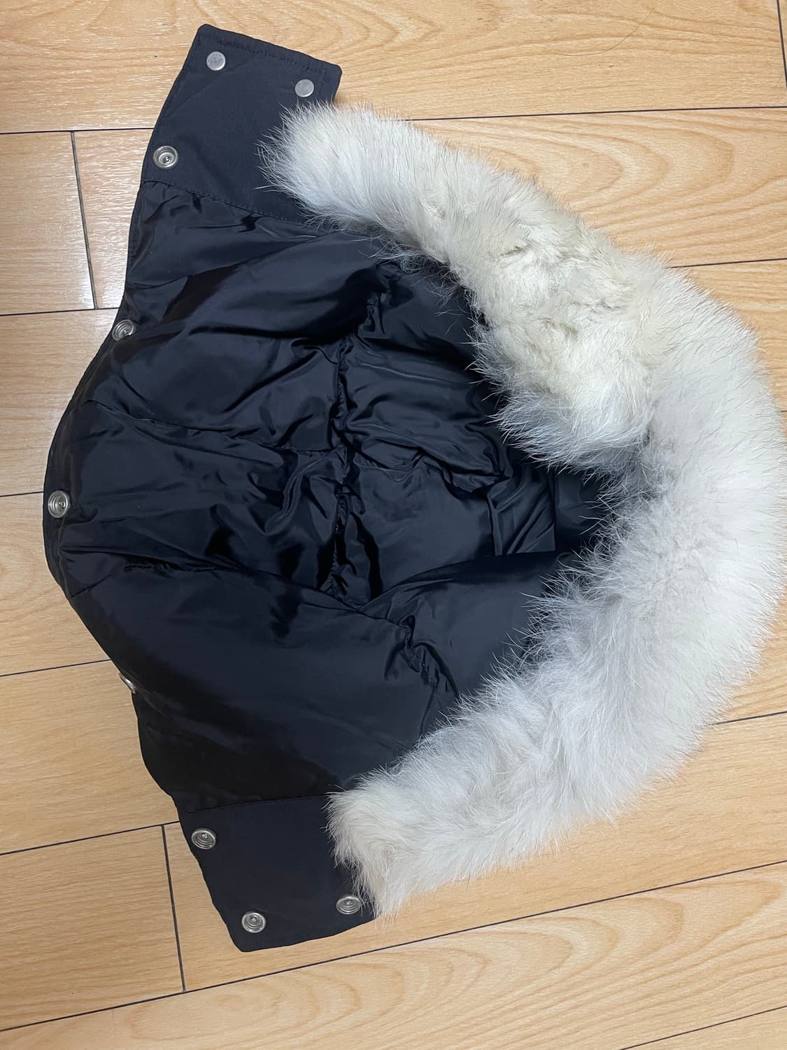 무스너클 발리스틱 패딩 s사이즈 팝니다 상품이미지5