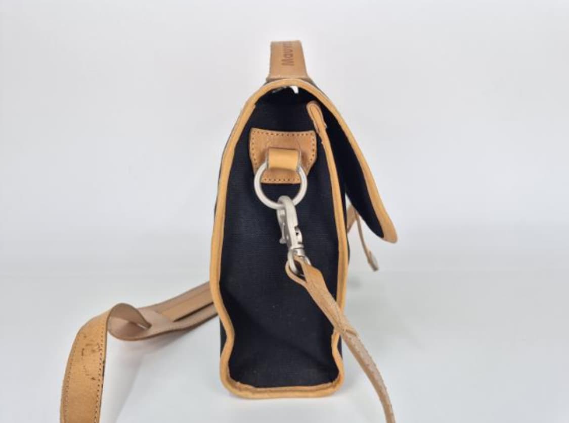 모베가르송 크로스백 상품이미지2