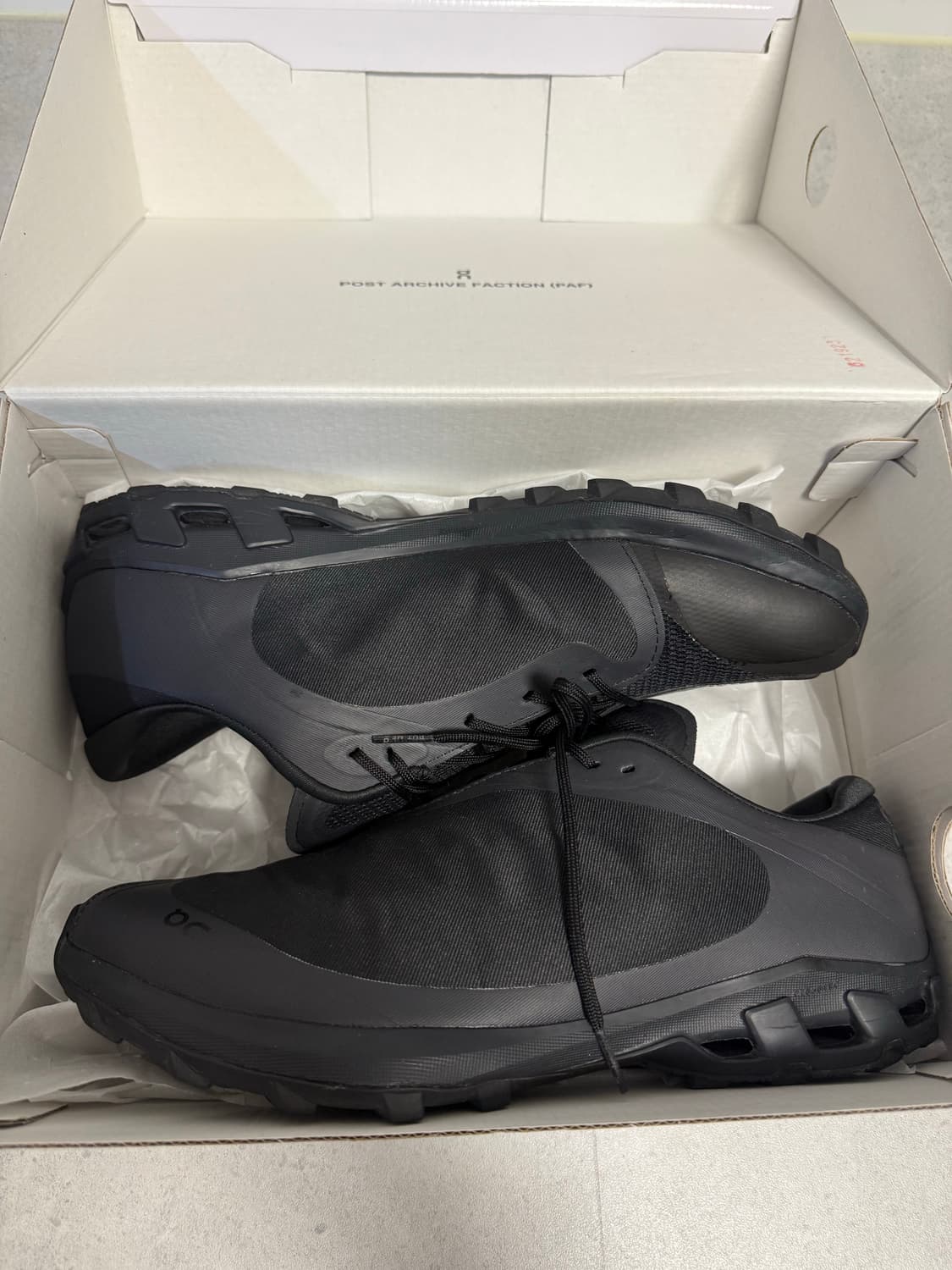 [280] 온 러닝 포스트 아카이브 팩션 (파프) 클라우드벤쳐 피크 상품이미지1