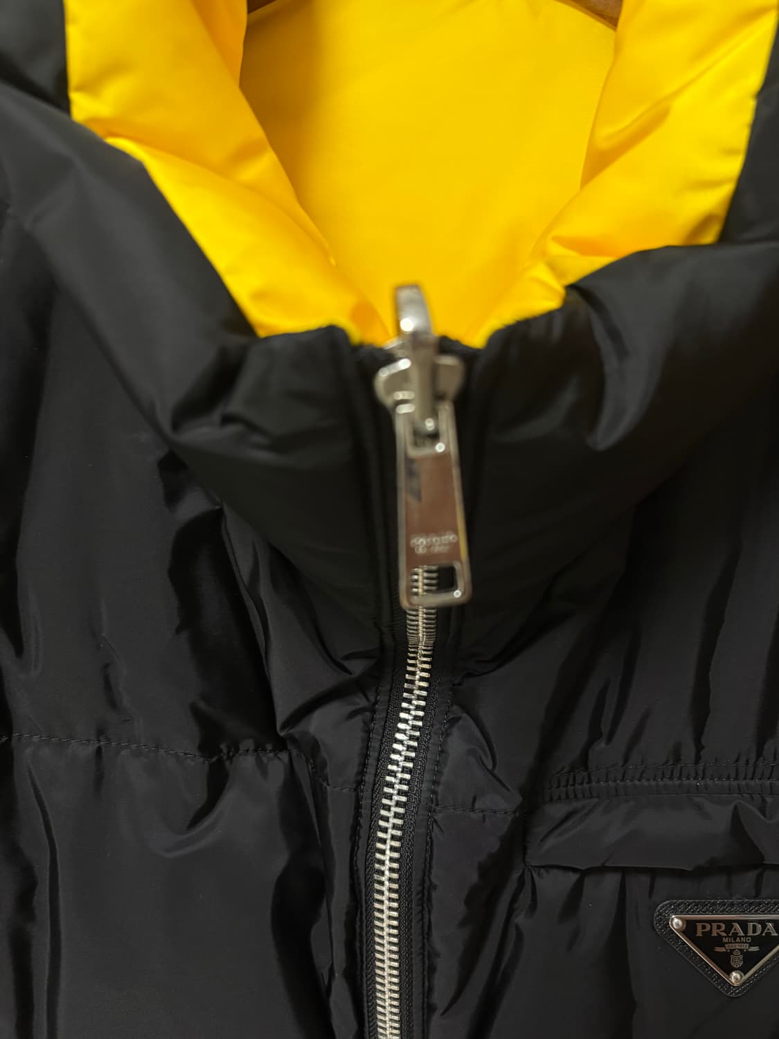 프라다 리버시블 패딩 상품이미지7
