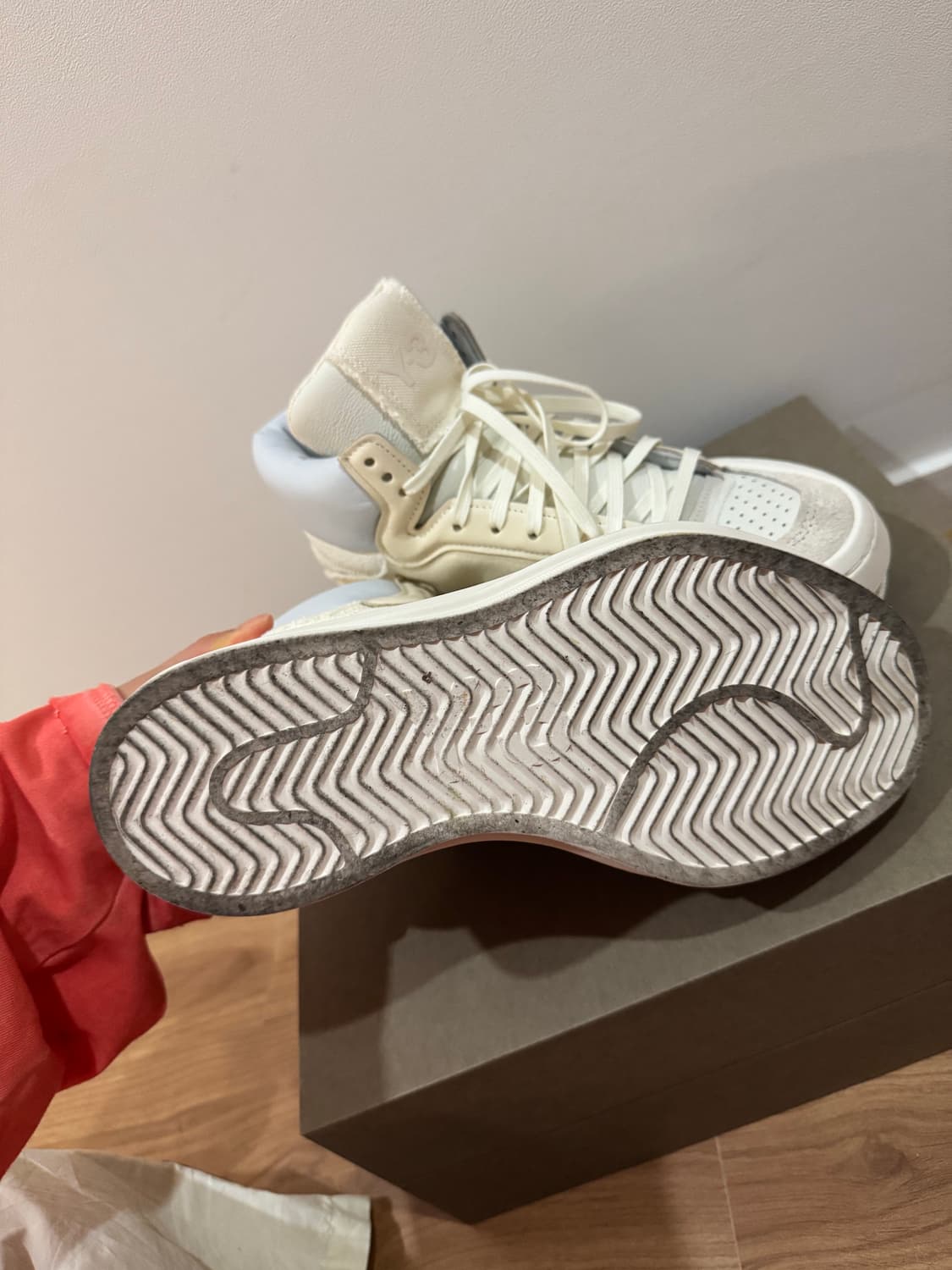 Y-3 하이탑 스니커즈 상품이미지5