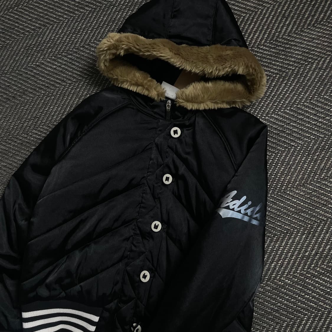 아디다스 y2k 크롭 퍼 패디드 후드 점퍼o 4826 상품이미지4