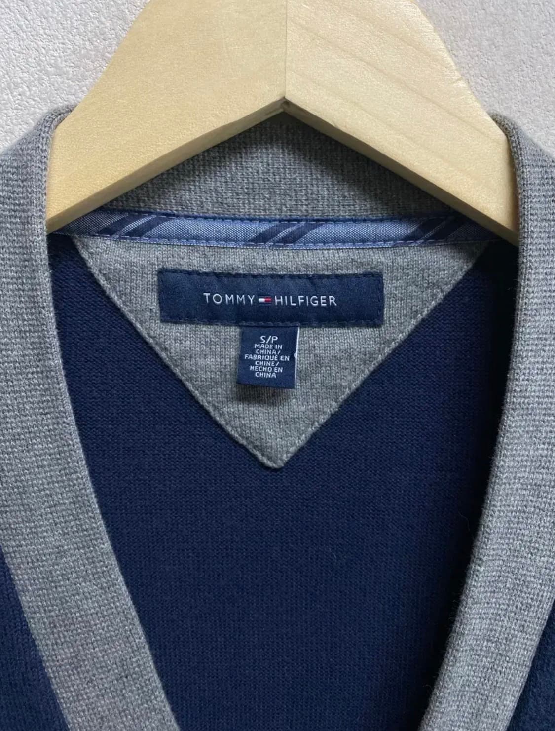 타미힐피거 넥포인트 브이넥 가디건 S 상품이미지5