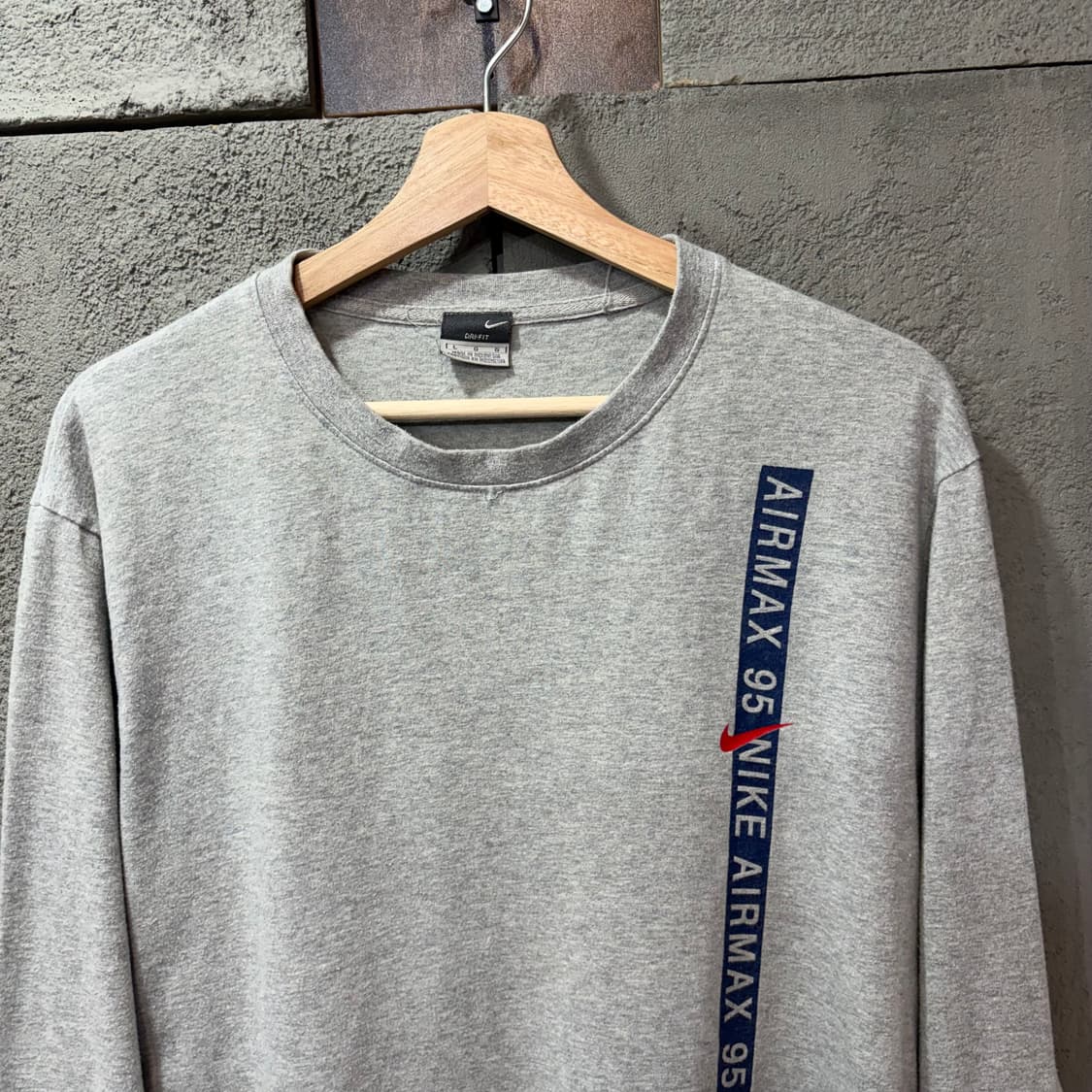나이키 에어맥스 95 드라이핏 롱슬리브 티셔츠 (L) 상품이미지2