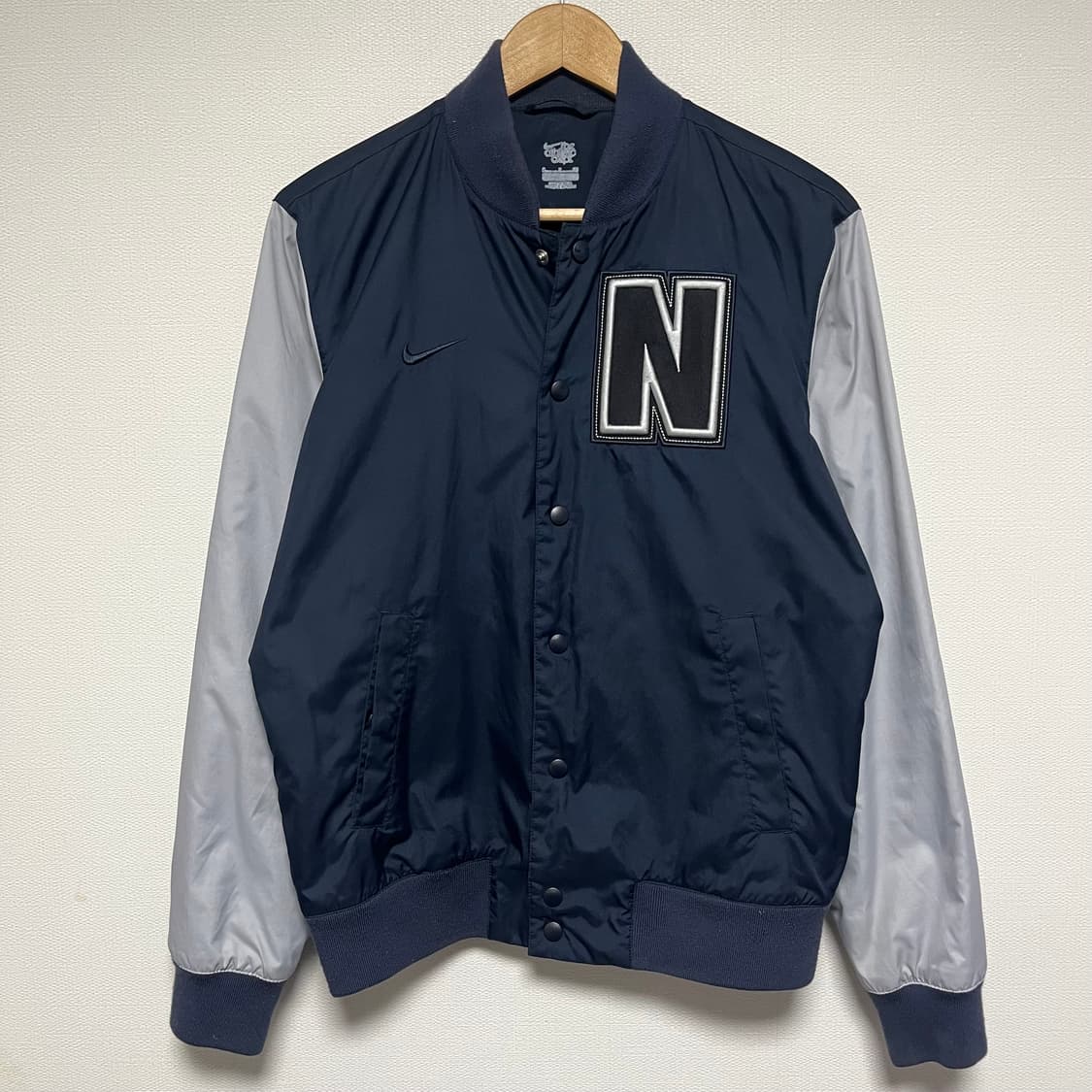 나이키 바시티 자켓 상품이미지1