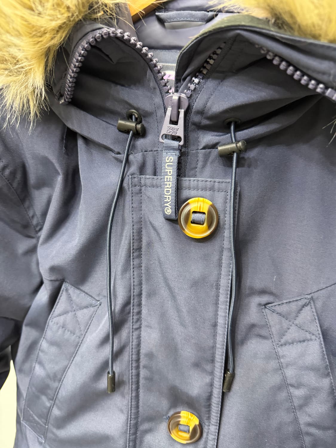 정품) 슈퍼드라이 여성 패딩 36 상품이미지3