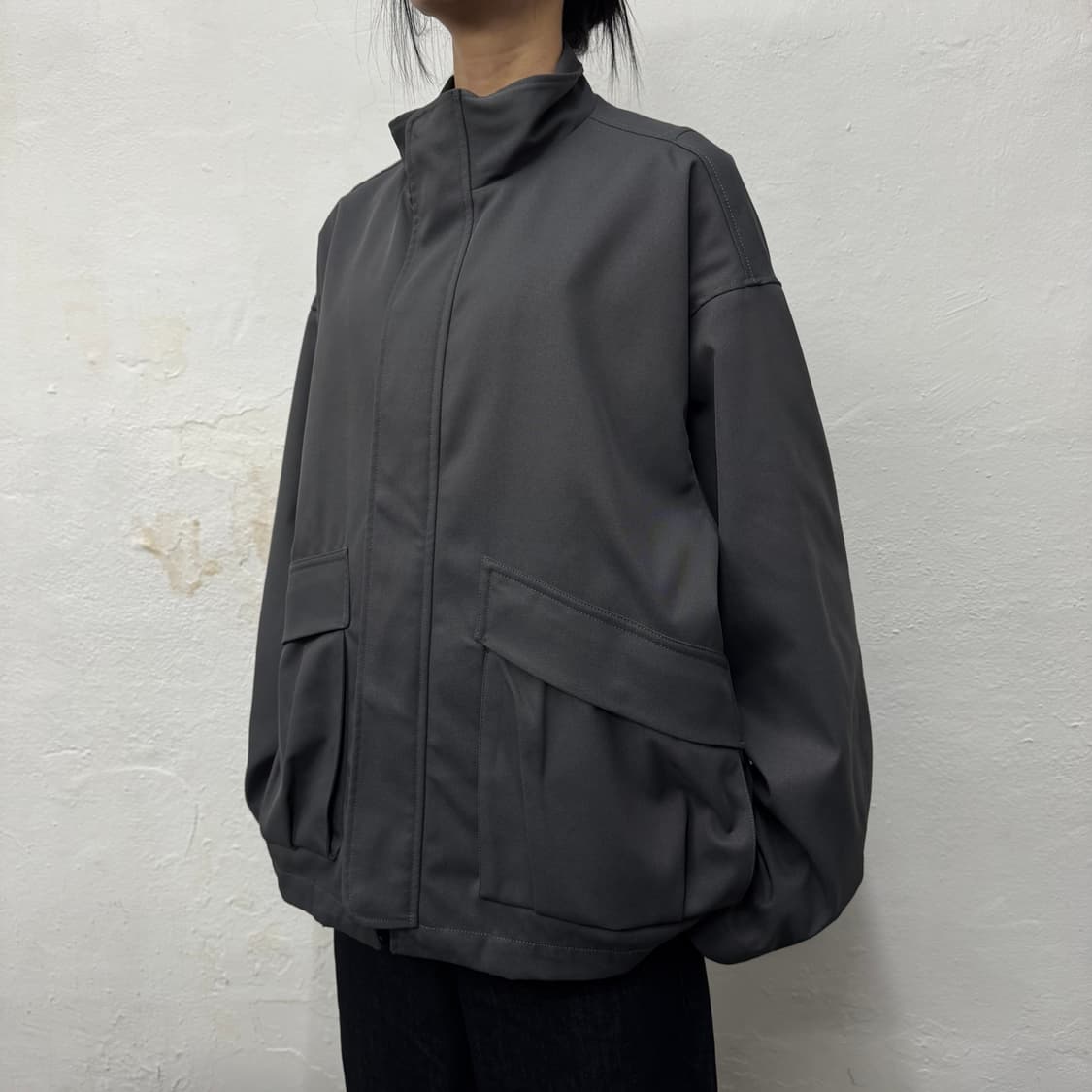 레이지블루 그레이컬러 폴리에스터 혼방 스트랩 하이넥 밀리터리 자켓 상품이미지1